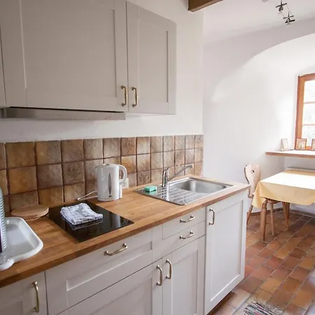 Burgappartement - Herrenhaus Ein Platz Im Gruenen